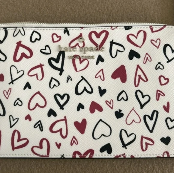 NWT NEW Kate Spade New York ♠️ Cameron Scribble Hearts Wristlet Wallet - Picture 1 of 8